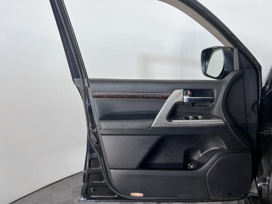 Toyota Land Cruiser 200 Series Рестайлинг 1 Архангельск  - изображение 11