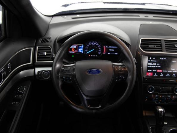 Ford Explorer V Рестайлинг с пробегом 2017 года, цена 2 385 900 рублей, 178319 км, внедорожник, Автокод Объявления