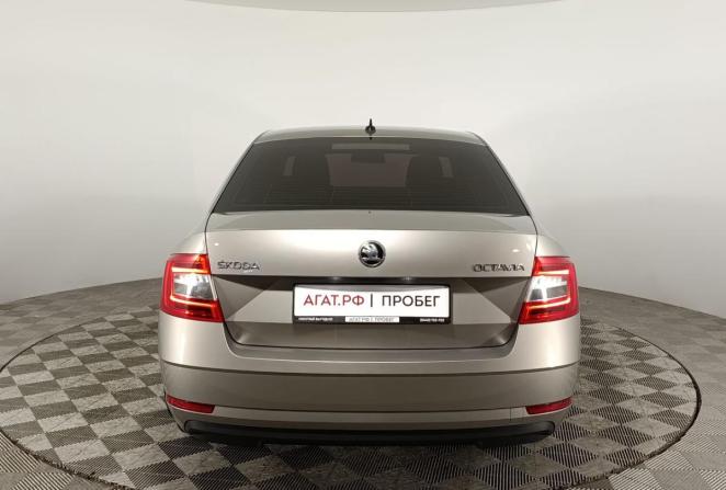 Skoda Octavia III (A7) Рестайлинг с пробегом 2019 года, цена 1 890 000 рублей, 110435 км, лифтбек, Автокод Объявления