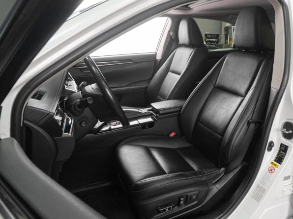 Lexus ES VI с пробегом 2013 года, цена 2 589 000 рублей, 171566 км, седан, Автокод Объявления