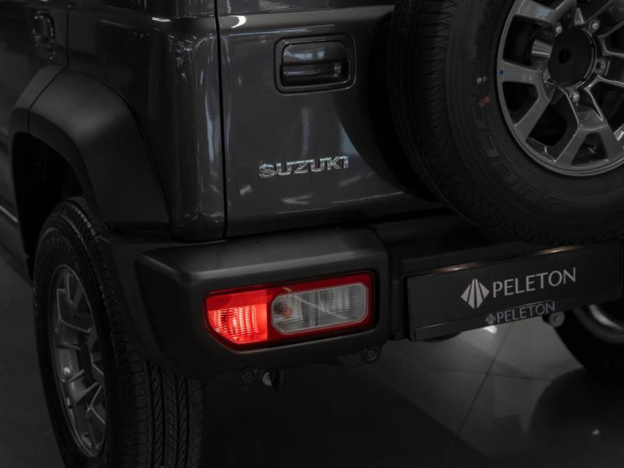 Suzuki Jimny IV Москва  - изображение 20