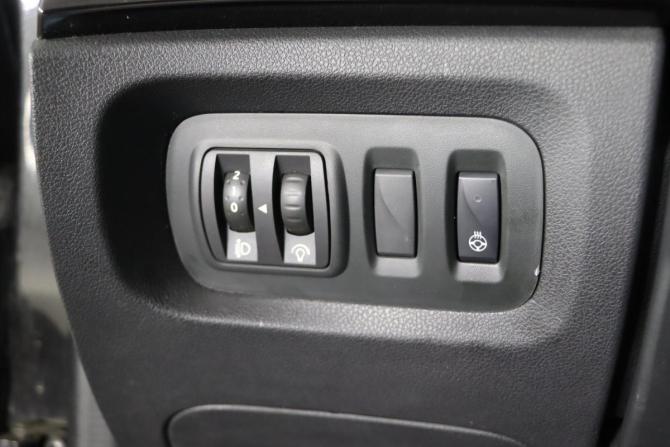 Renault Kaptur I Рестайлинг с пробегом 2021 года, цена 1 759 990 рублей, 95135 км, внедорожник, Автокод Объявления