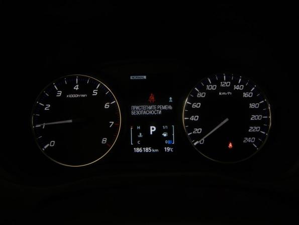 Mitsubishi Outlander III Рестайлинг 3 с пробегом 2020 года, цена 1 899 000 рублей, 186184 км, внедорожник, Автокод Объявления