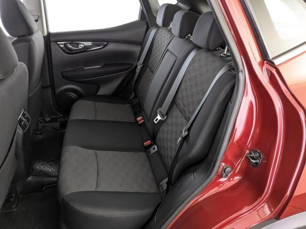 Nissan Qashqai II с пробегом 2017 года, цена 1 425 000 рублей, 80876 км, внедорожник, Автокод Объявления