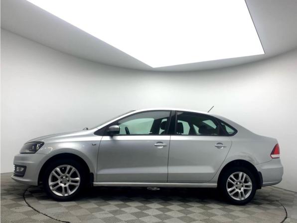 Volkswagen Polo V Рестайлинг с пробегом 2015 года, цена 949 000 рублей, 81938 км, седан, Автокод Объявления