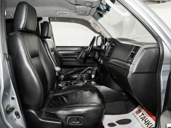 Mitsubishi Pajero IV с пробегом 2011 года, цена 1 700 000 рублей, 208661 км, внедорожник, Автокод Объявления
