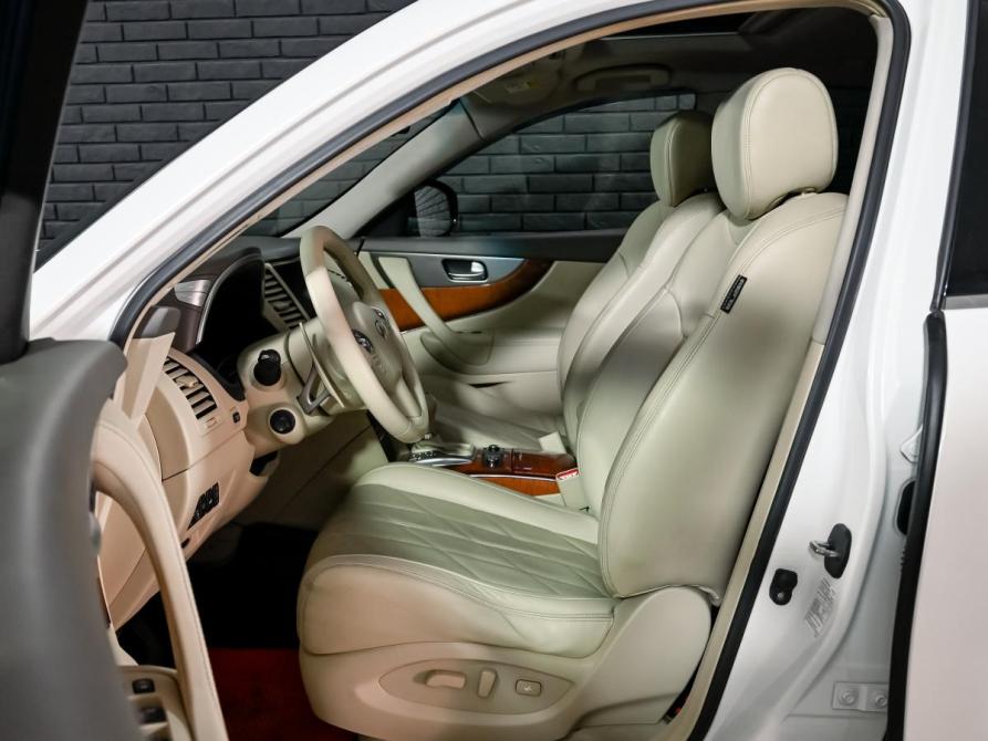 Infiniti QX70 Екатеринбург  - изображение 10