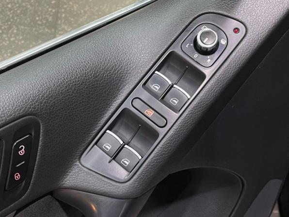 Volkswagen Tiguan I Рестайлинг с пробегом 2013 года, цена 1 700 000 рублей, 129686 км, внедорожник, Автокод Объявления