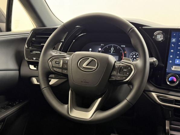 Lexus RX V с пробегом 2026 года, цена 8 500 000 рублей, 36 км, внедорожник, Автокод Объявления