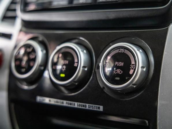 Mitsubishi Pajero Sport II Рестайлинг с пробегом 2015 года, цена 1 658 000 рублей, 387188 км, внедорожник, Автокод Объявления