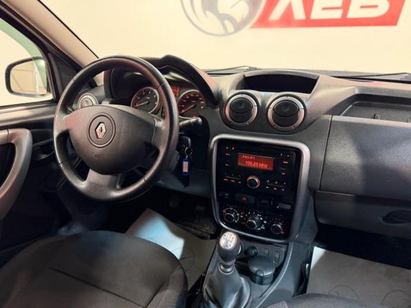 Renault Duster I с пробегом 2013 года, цена 900 000 рублей, 165273 км, внедорожник, Автокод Объявления