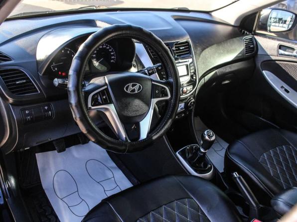 Hyundai Solaris I с пробегом 2011 года, цена 647 200 рублей, 200564 км, седан, Автокод Объявления