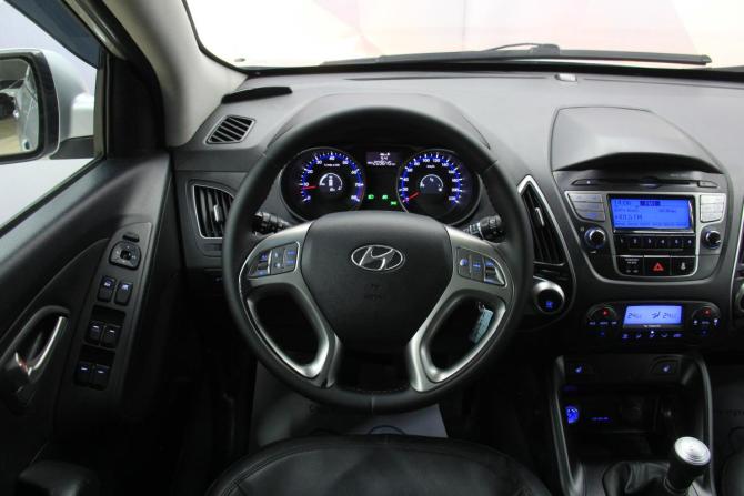 Hyundai ix35 I с пробегом 2012 года, цена 985 300 рублей, 209645 км, внедорожник, Автокод Объявления