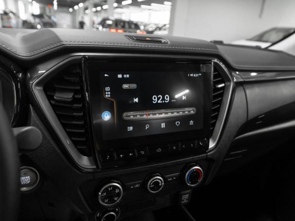 Isuzu D-Max III с пробегом 2025 года, цена 5 050 000 рублей, 50 км, пикап, Автокод Объявления