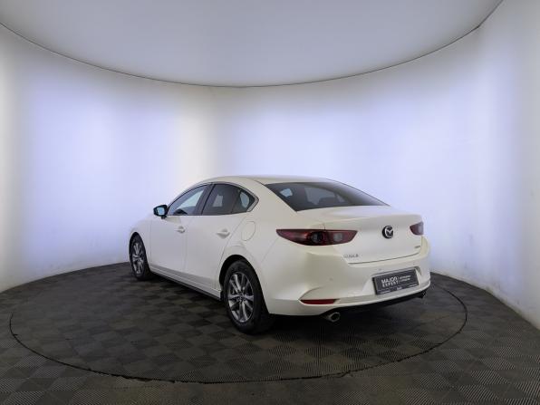 Mazda 3 IV (BP) с пробегом 2019 года, цена 1 990 000 рублей, 87602 км, седан, Автокод Объявления