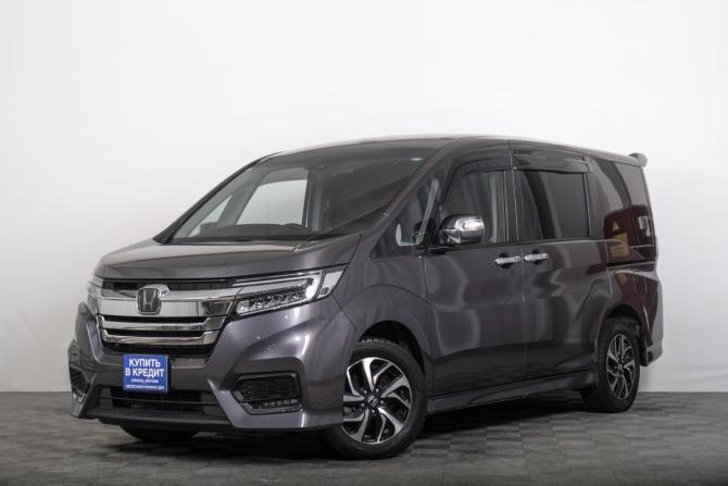 Honda Stepwgn V Рестайлинг с пробегом 2019 года, цена 2 599 000 рублей, 55000 км, минивэн, Автокод Объявления