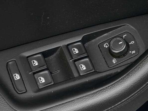 Volkswagen Passat B8 с пробегом 2019 года, цена 2 200 000 рублей, 71191 км, седан, Автокод Объявления