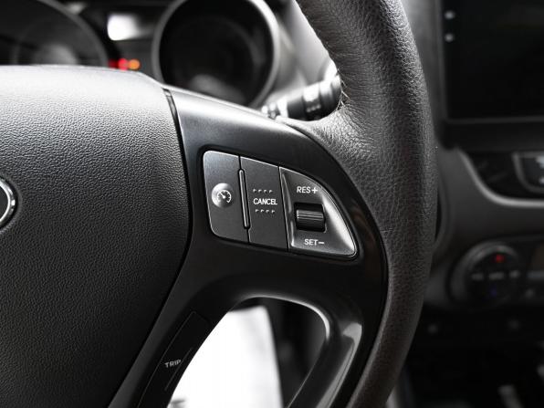 Hyundai ix35 I Рестайлинг с пробегом 2014 года, цена 1 400 000 рублей, 156309 км, внедорожник, Автокод Объявления