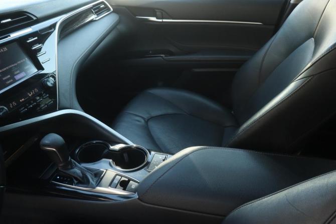 Toyota Camry VIII (XV70) с пробегом 2018 года, цена 2 099 000 рублей, 219422 км, седан, Автокод Объявления