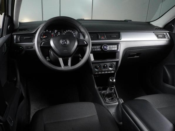 Skoda Rapid I с пробегом 2016 года, цена 819 000 рублей, 265376 км, седан, Автокод Объявления