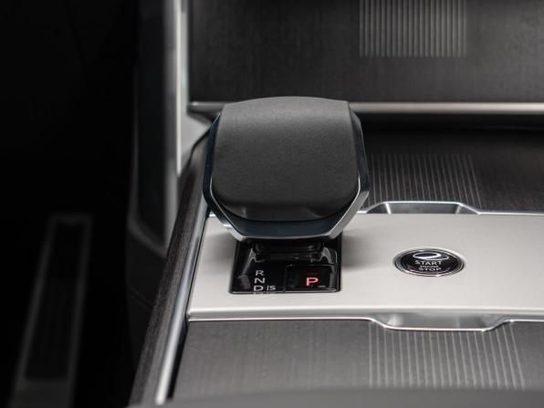 Новый Land Rover Range Rover V 2026 года, цена 26 790 000 рублей, внедорожник, Автокод Объявления