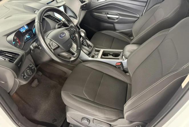Ford Kuga II Рестайлинг с пробегом 2018 года, цена 1 399 000 рублей, 210226 км, внедорожник, Автокод Объявления