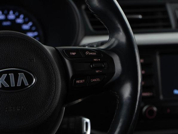 Kia Rio IV с пробегом 2018 года, цена 1 399 050 рублей, 81307 км, хэтчбек, Автокод Объявления