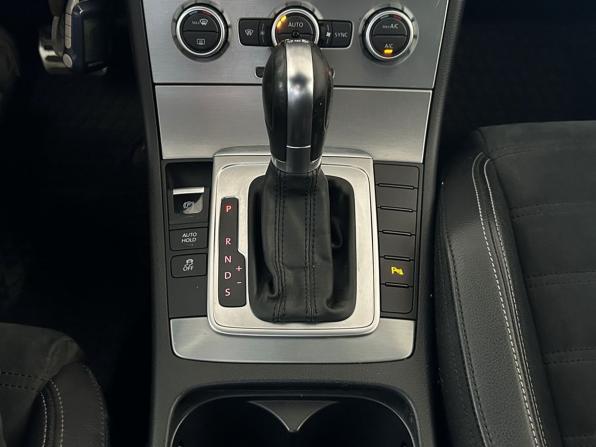 Volkswagen Passat CC I Рестайлинг с пробегом 2012 года, цена 1 499 000 рублей, 206799 км, седан, Автокод Объявления