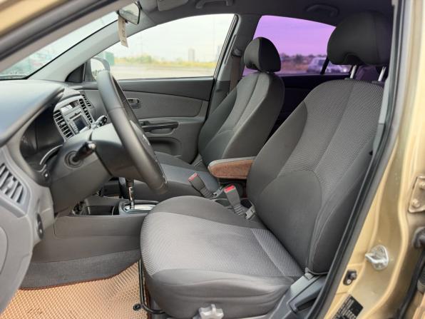 Kia Rio II Рестайлинг с пробегом 2009 года, цена 650 000 рублей, 131400 км, хэтчбек, Автокод Объявления