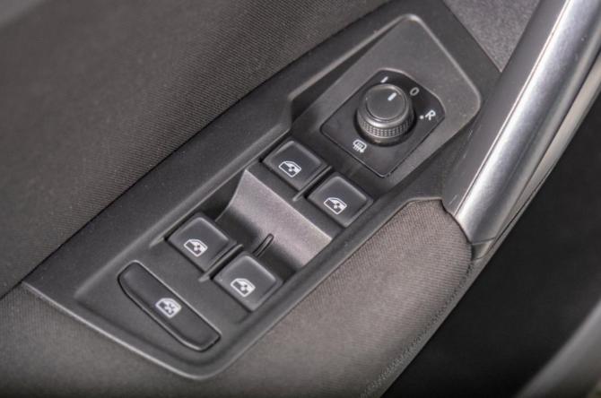 Volkswagen Tiguan II с пробегом 2018 года, цена 2 199 000 рублей, 146000 км, внедорожник, Автокод Объявления