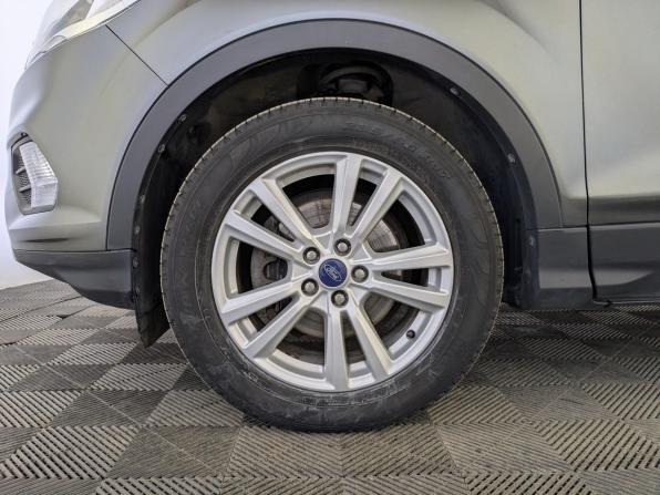 Ford Kuga II Рестайлинг с пробегом 2018 года, цена 1 750 000 рублей, 99314 км, внедорожник, Автокод Объявления