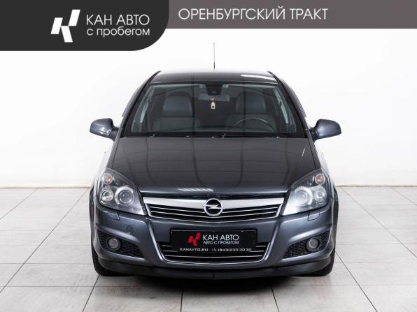 Opel Astra H Рестайлинг с пробегом 2012 года, цена 650 000 рублей, 241000 км, седан, Автокод Объявления