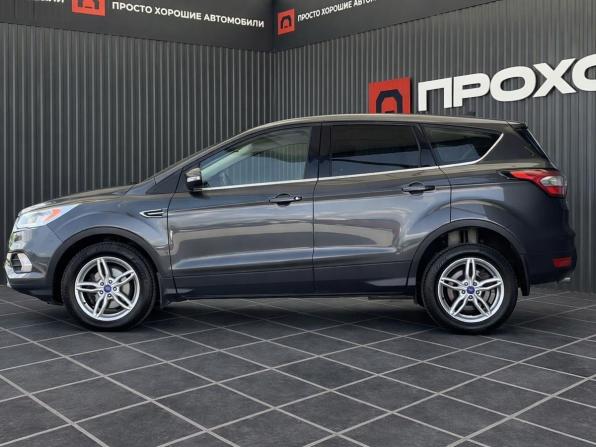 Ford Kuga II Рестайлинг с пробегом 2016 года, цена 1 647 000 рублей, 97442 км, внедорожник, Автокод Объявления