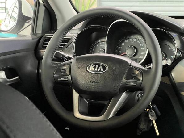 Kia Rio III с пробегом 2014 года, цена 890 000 рублей, 131000 км, седан, Автокод Объявления