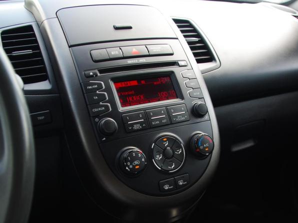 Kia Soul I Рестайлинг с пробегом 2012 года, цена 1 015 000 рублей, 156000 км, хэтчбек, Автокод Объявления