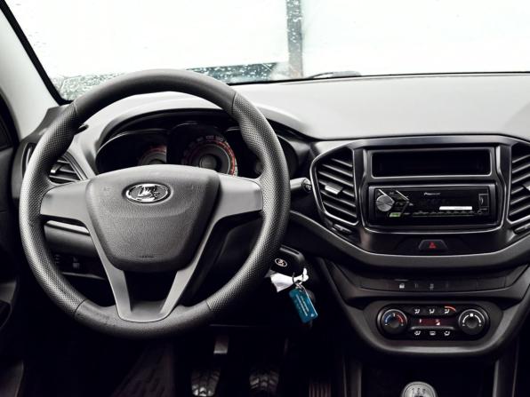 Lada (ВАЗ) Vesta I с пробегом 2018 года, цена 859 000 рублей, 71119 км, седан, Автокод Объявления