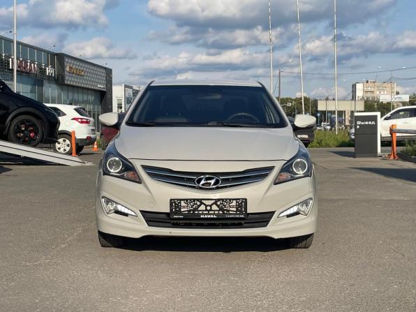 Hyundai Solaris I Рестайлинг с пробегом 2016 года, цена 950 000 рублей, 114600 км, седан, Автокод Объявления