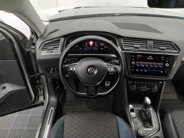 Volkswagen Tiguan II с пробегом 2019 года, цена 2 512 000 рублей, 98494 км, внедорожник, Автокод Объявления