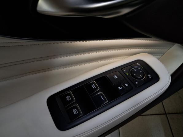 Lexus LS V с пробегом 2018 года, цена 5 315 000 рублей, 173380 км, седан, Автокод Объявления