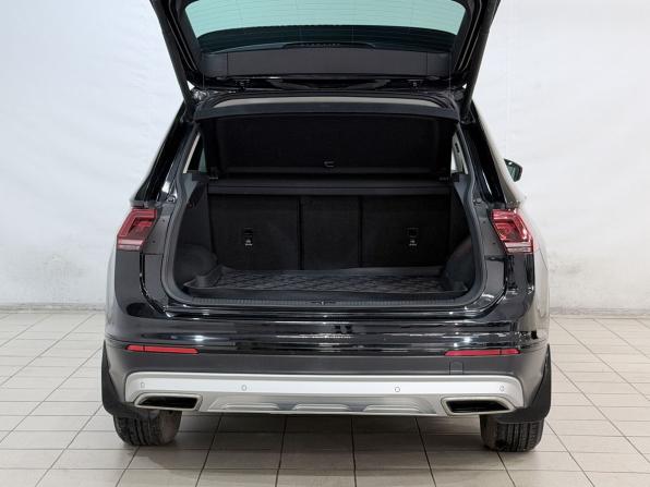 Volkswagen Tiguan II с пробегом 2019 года, цена 2 650 000 рублей, 65080 км, внедорожник, Автокод Объявления