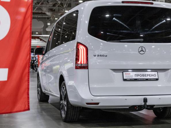 Mercedes-Benz V-Класс III (W447) с пробегом 2015 года, цена 3 939 700 рублей, 129935 км, минивэн, Автокод Объявления
