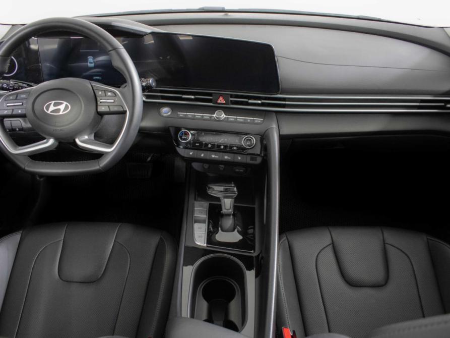 Hyundai Elantra VII (CN7) Рестайлинг Москва  - изображение 8