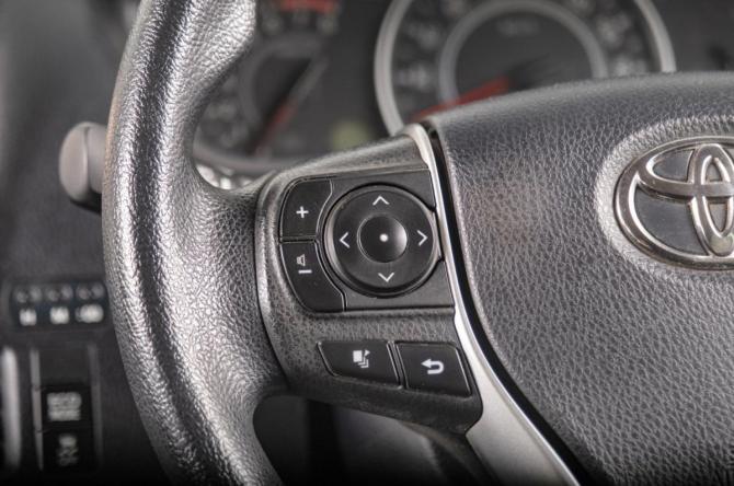 Toyota Noah III (R80) Рестайлинг с пробегом 2019 года, цена 2 349 000 рублей, 123000 км, минивэн, Автокод Объявления