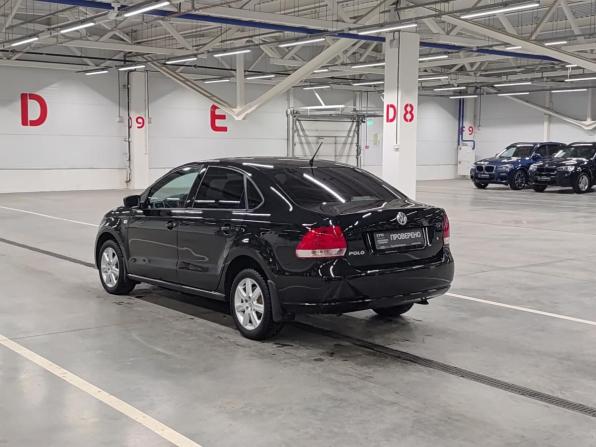 Volkswagen Polo V с пробегом 2013 года, цена 1 000 000 рублей, 121011 км, седан, Автокод Объявления