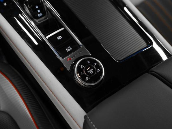 Volkswagen Teramont I Рестайлинг (China Market) с пробегом 2026 года, цена 5 600 000 рублей, 240 км, внедорожник, Автокод Объявления