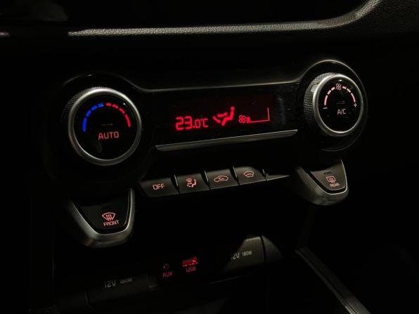 Kia Rio IV с пробегом 2018 года, цена 1 299 000 рублей, 163326 км, седан, Автокод Объявления