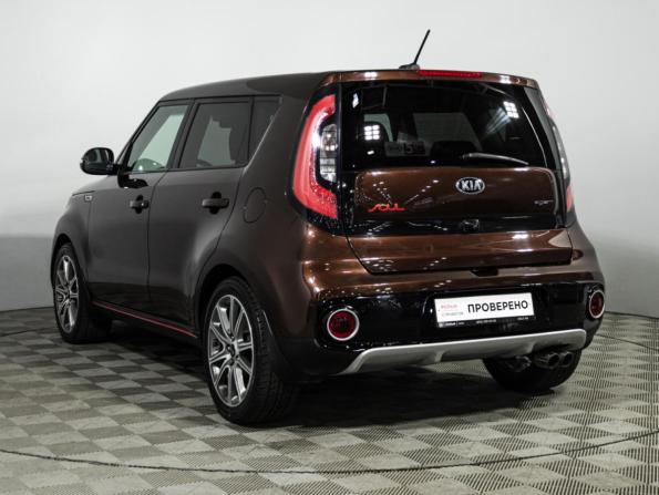 Kia Soul II Рестайлинг с пробегом 2017 года, цена 1 520 000 рублей, 92359 км, хэтчбек, Автокод Объявления