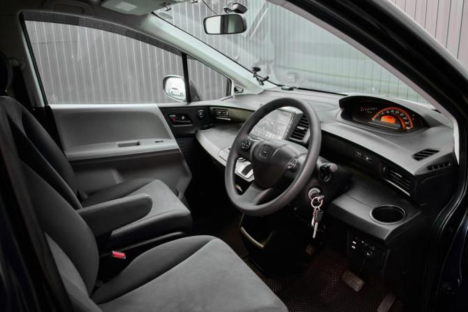 Honda Freed I Рестайлинг 2 с пробегом 2016 года, цена 1 390 000 рублей, 108310 км, компактвэн, Автокод Объявления