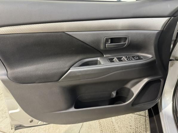 Mitsubishi Outlander III Рестайлинг с пробегом 2014 года, цена 1 489 800 рублей, 95000 км, внедорожник, Автокод Объявления