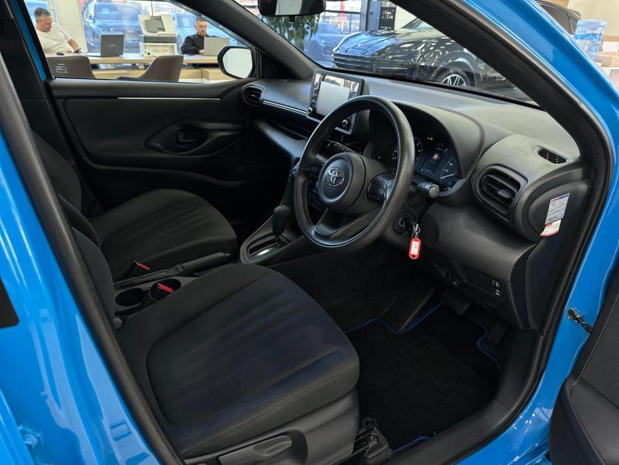 Toyota Yaris IV Санкт-Петербург  - изображение 15